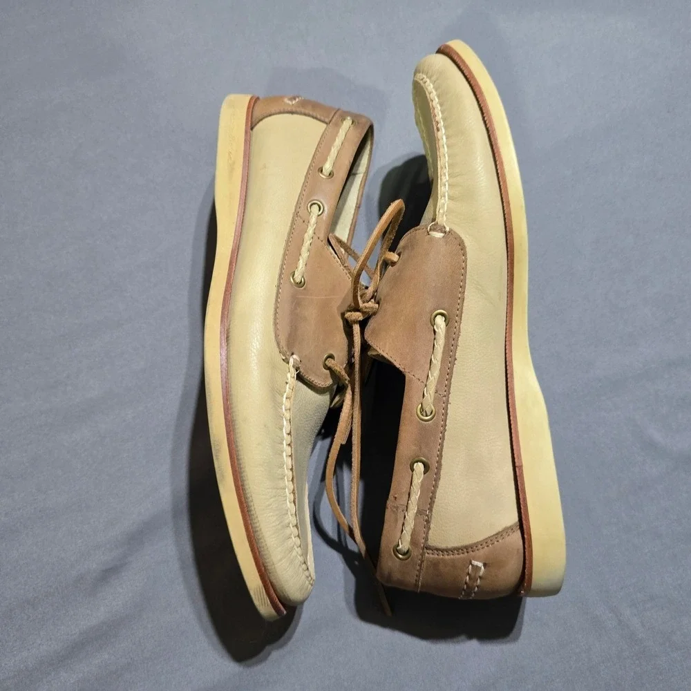 Tommy Bahama Brody Boat Shoes Mens 10 M Tan Brown Leather TFM00246-042
